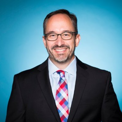 American Airlines Marketing V.P. Leaves Amid Turmoil