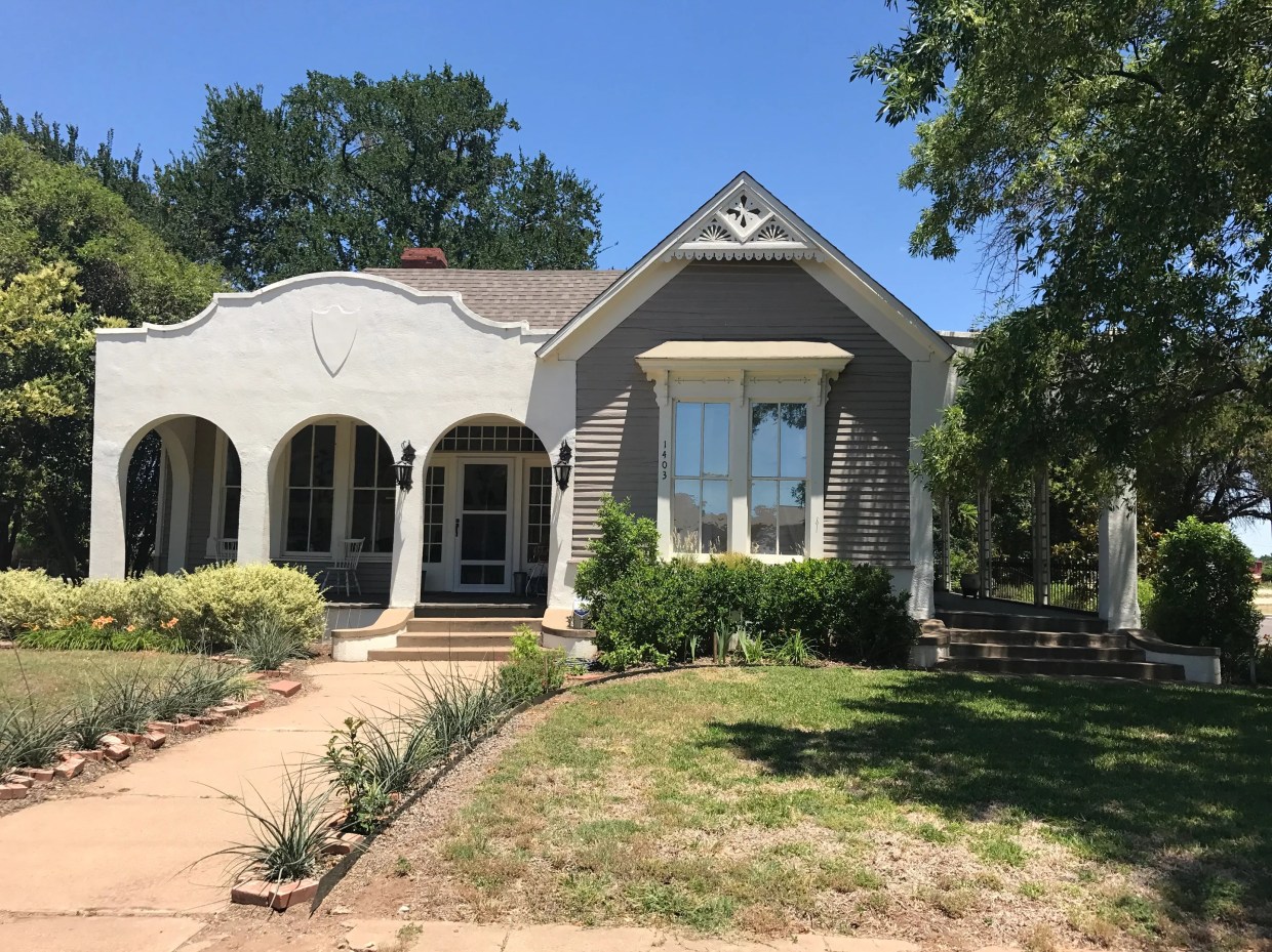 I Went to Waco and Stayed in a ‘Fixer Upper’ House, and I Don’t Get the Appeal