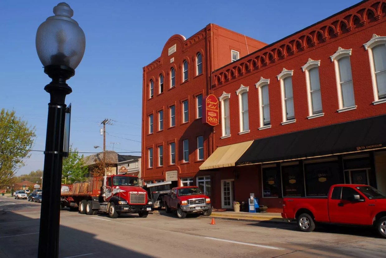 Claim to Fame: What Are Dallas Suburbs Best Known For?