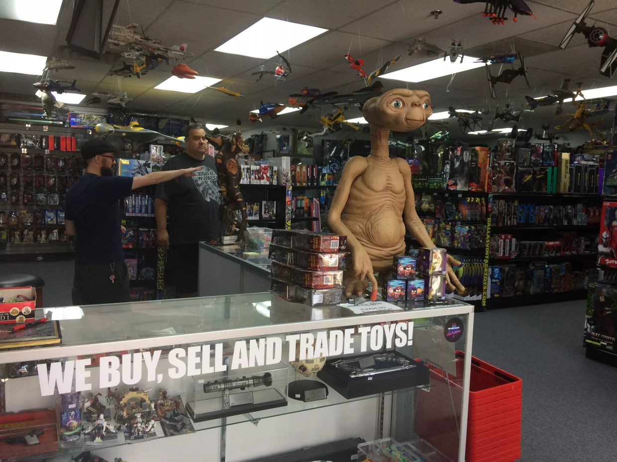 Toys ‘R’ Us Is Gone, But Here Are 8 Other DFW Toy Stores To Visit