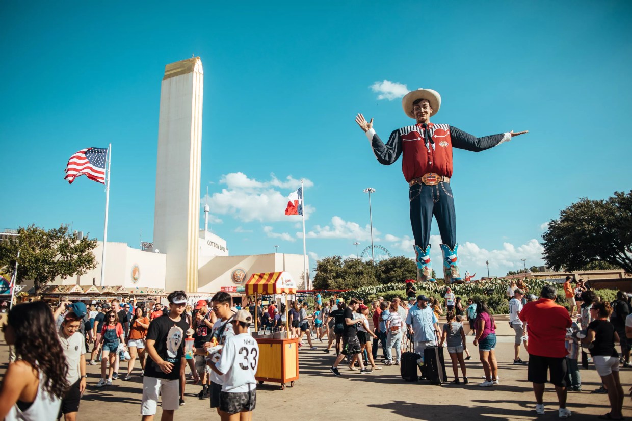 Dallas Mayor Suggests Keto List & Map for State Fair. Is He Saying We’re Fat?