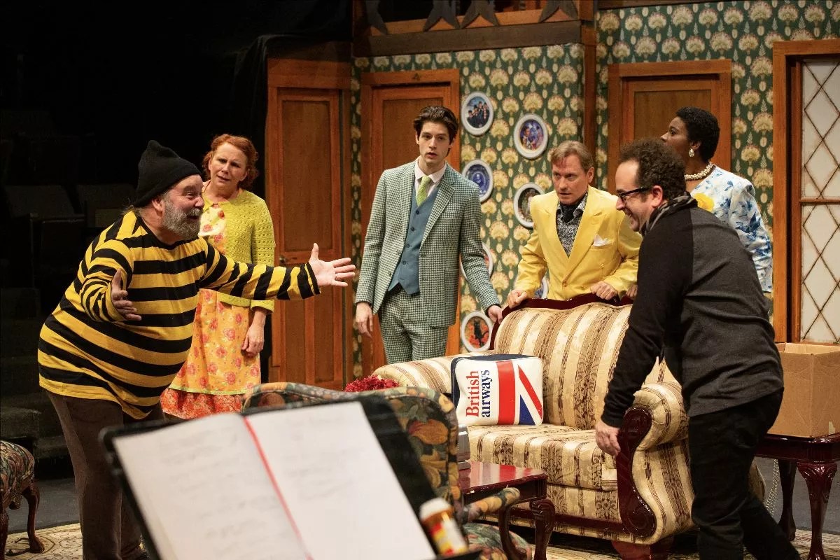 The Perfectly Executed Chaos of Theatre Three’s<i> Noises Off</i>