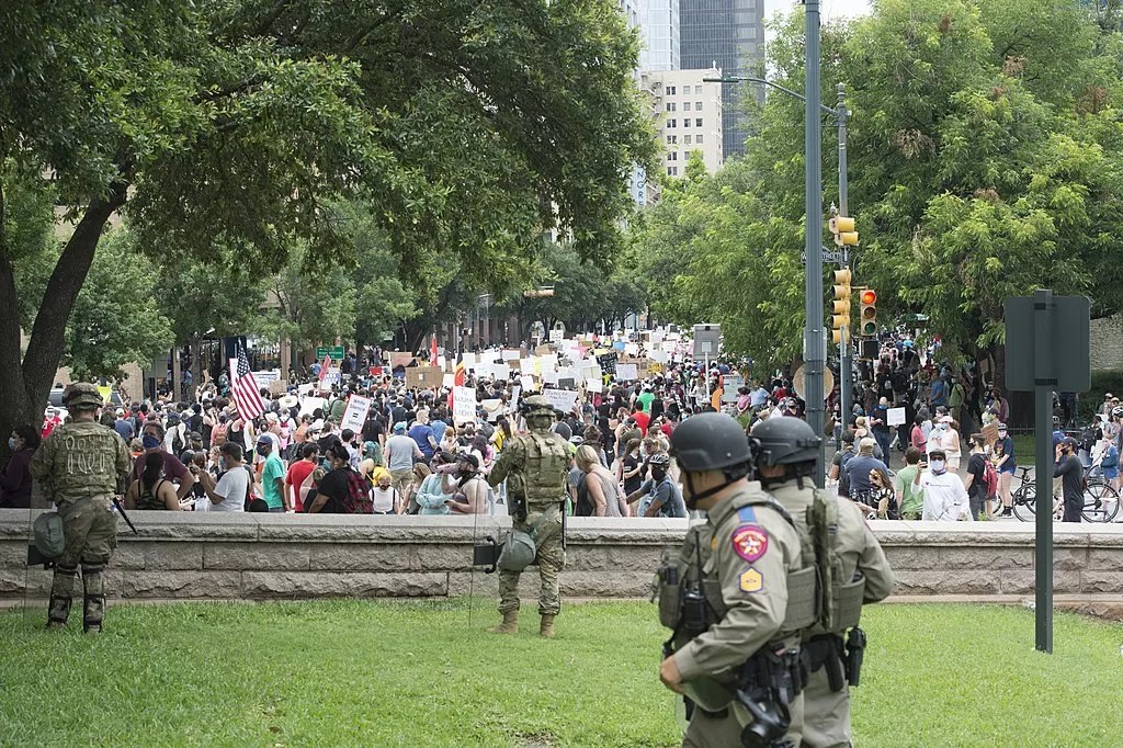 Gov. Abbott’s Back the Blue Crew Floods Legislature with Pro-Police Bills