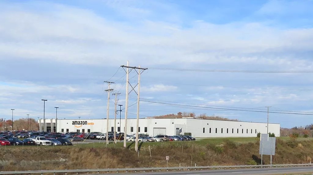 Wichita Falls Militia Supporter Pleads Guilty to Plot to Blow Up Amazon Data Center