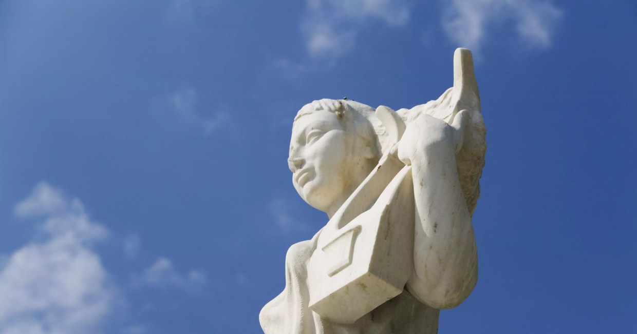 The City of Dallas Is Looking for Its Very Own Poet Laureate