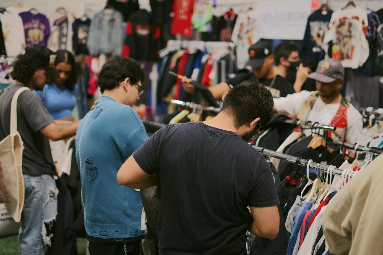 DFW Vintage Swap Meet Started As a ‘Garage Sale.’ Four Years Later, It Attracts Thousands.