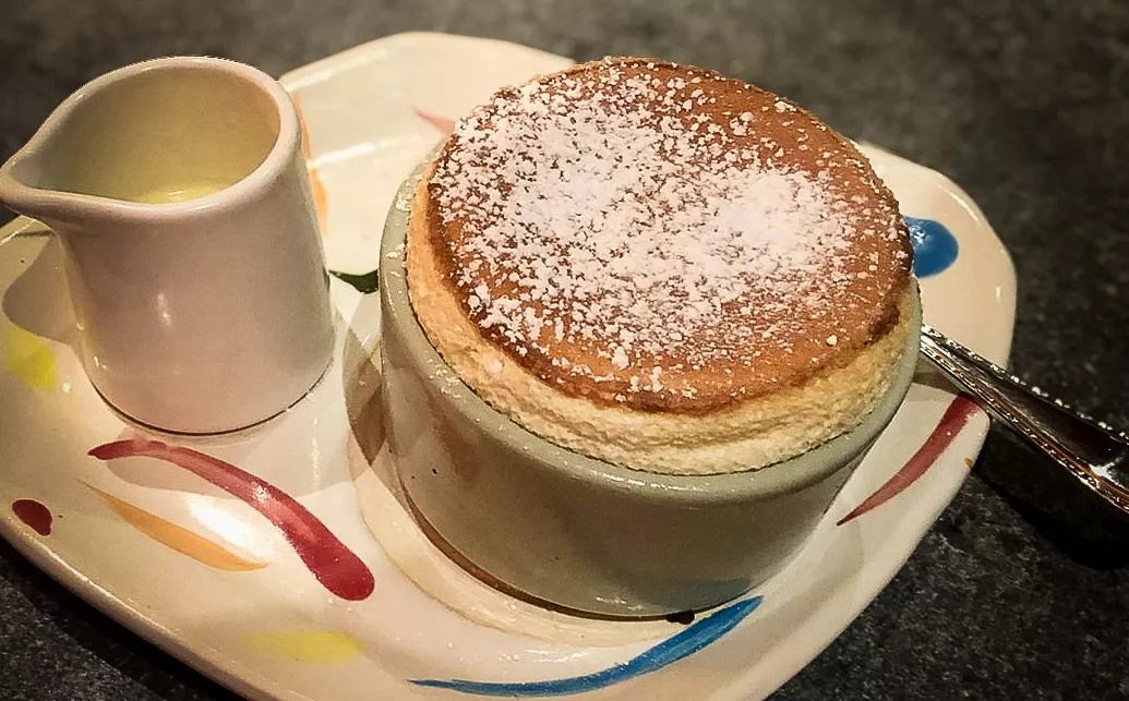 Rise souffle's grand marnier souffle