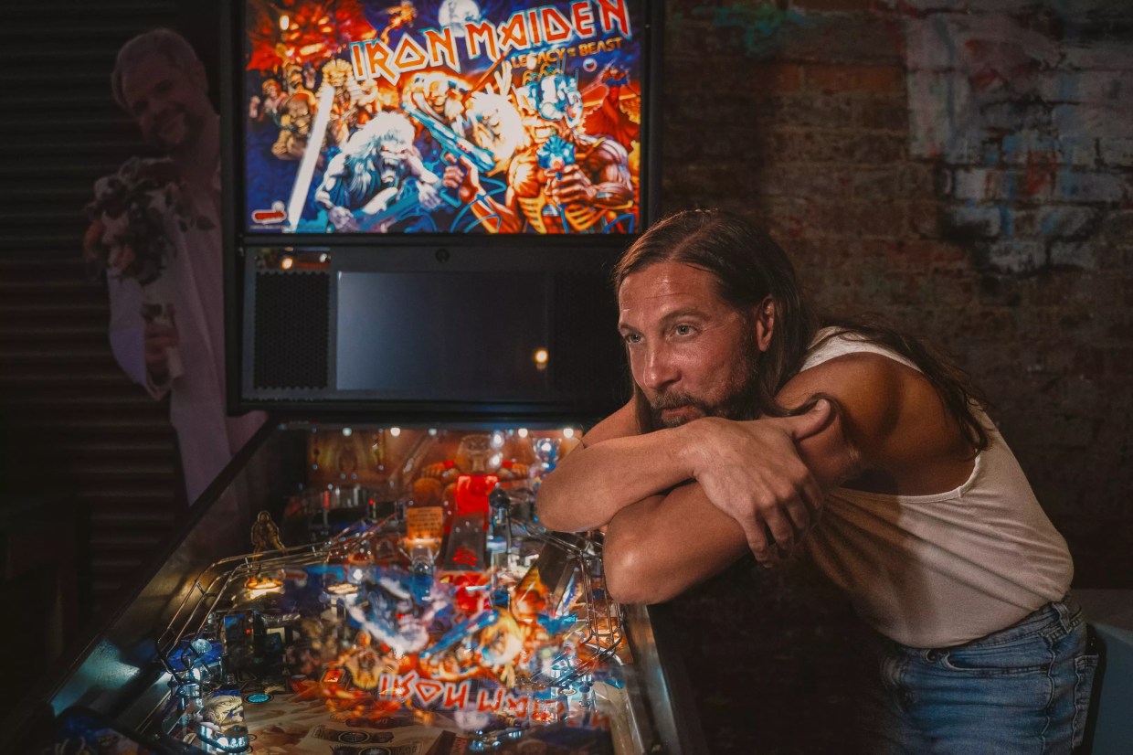 Paul Schalda, With a Little Help From Friends, Reinvents Himself on <i>Live at Niles City Sound</i>