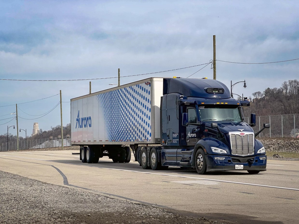 Self-Driving Semi-Trucks En Route to Dallas and Beyond