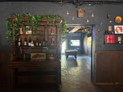 A New Cocktail Dive Opens in East Dallas